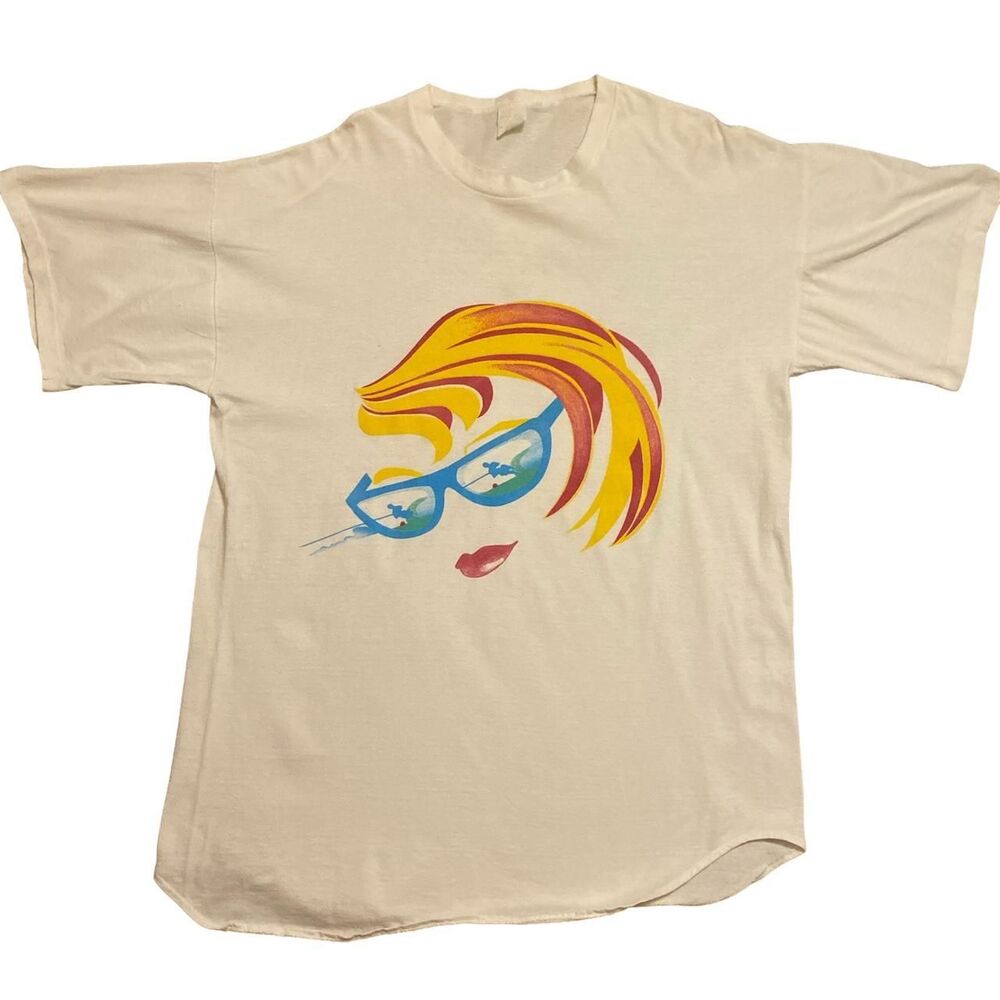 Vintage graphic tee